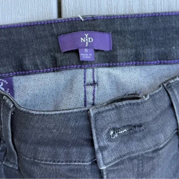 NYDJ Crop Pant, black denim Not Your Daughter’s Jeans capris - Picture 3 of 4